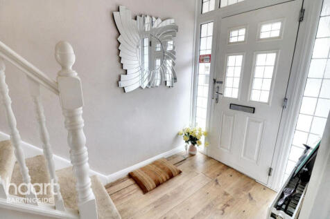 Applegarth Drive, Newbury Park 3 bed terraced house for sale
