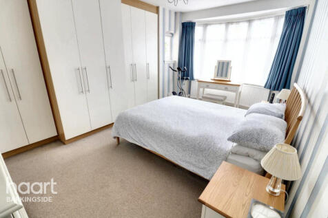 Northwood Gardens, Clayhall 3 bed semi