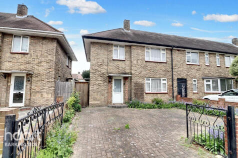 Chiltern Road, Newbury Park 3 bed end of terrace house for sale