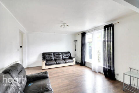 5 bedroom semi-detached house for sale