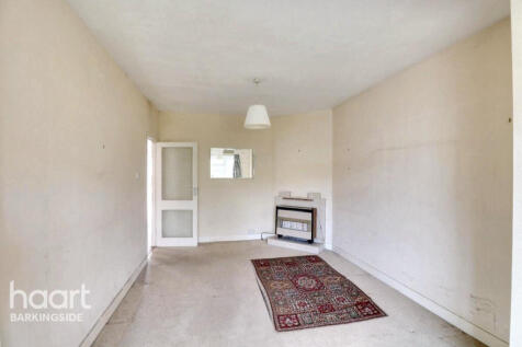 2 bedroom semi-detached bungalow for sale