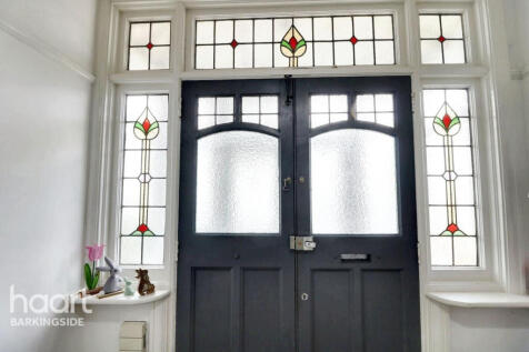 Hatley Avenue, Barkingside 3 bed end of terrace house for sale