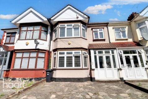 Headley Drive, Gants Hill 3 bed terraced house for sale