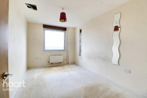 Axon Place, Ilford 2 bed apartment for sale