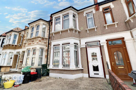 Glencoe Avenue, Ilford 3 bed terraced house for sale