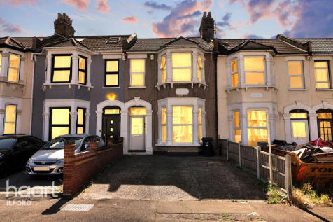 Endsleigh Gardens, Ilford 3 bed terraced house for sale