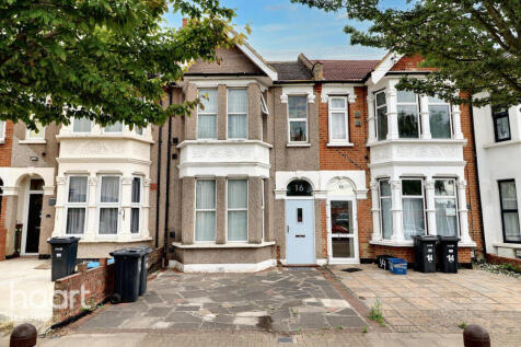 Mildmay Road, Ilford 3 bed terraced house for sale