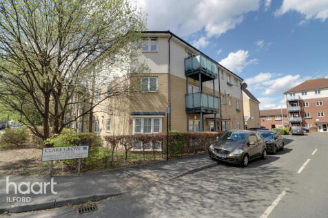 Clark Grove, Ilford 1 bed apartment for sale