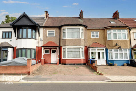 Perth Road, Ilford 3 bed terraced house for sale