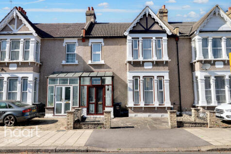Aldborough Road South, Ilford 4 bed terraced house for sale