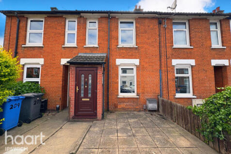 Bramford Lane, Ipswich 3 bed terraced house for sale