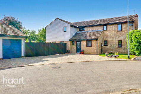 Saddlers Place, Martlesham 5 bed detached house for sale