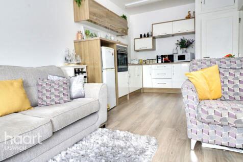 1 bedroom flat for sale