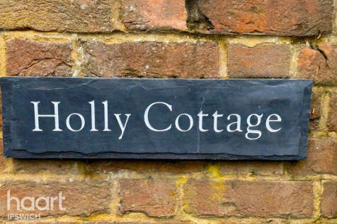 2 bedroom detached house for sale