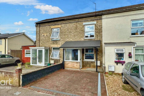 California Road, Mistley... 2 bed terraced house for sale