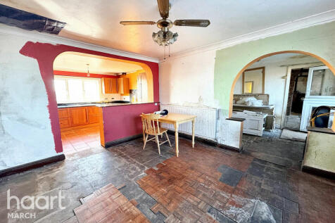 Euximoor Drove, Christchurch 4 bed detached house for sale