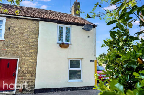 Nene Parade, March 2 bed character property for sale
