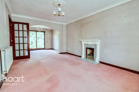 Summerwood Close, Benfleet 4 bed detached house for sale