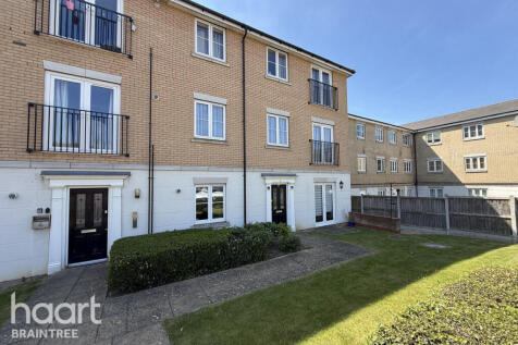 Parnell Place, Braintree 2 bed apartment for sale