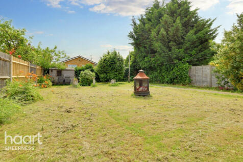 2 bedroom bungalow for sale