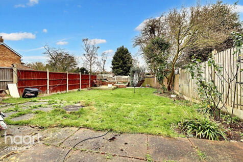 Chequers Road, Minster on sea 3 bed semi