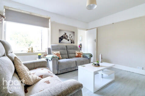 Harps Avenue, Sheerness 2 bed end of terrace house for sale