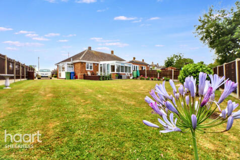 2 bedroom semi-detached bungalow for sale