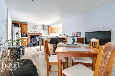 Bramley Way, Eastchurch 3 bed terraced house for sale