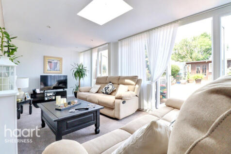 Bramley Way, Eastchurch 3 bed terraced house for sale