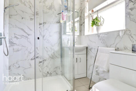 Bramley Way, Eastchurch 3 bed terraced house for sale