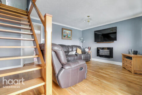 Sunset Close, Eastchurch 2 bed detached house for sale