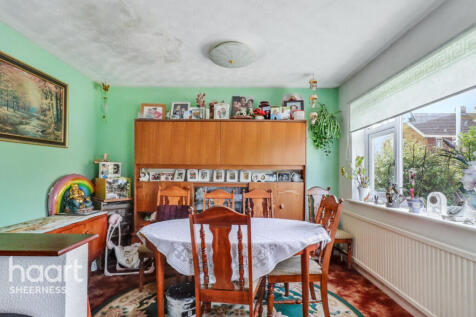 Augustine Road, Minster 3 bed bungalow for sale