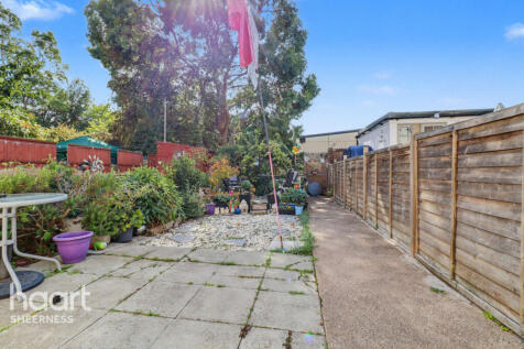 Granville Road, Sheerness 2 bed terraced house for sale