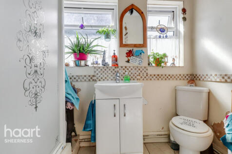 Granville Road, Sheerness 2 bed terraced house for sale