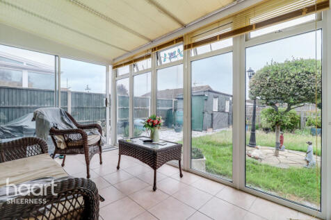 2 bedroom semi-detached bungalow for sale