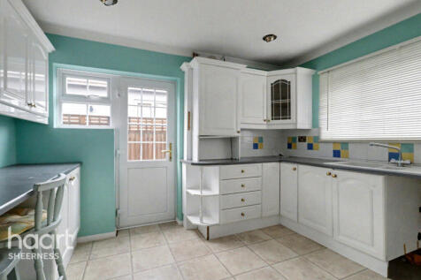 Southsea Avenue, Minster 3 bed bungalow for sale