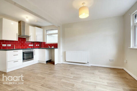 1 bedroom maisonette for sale