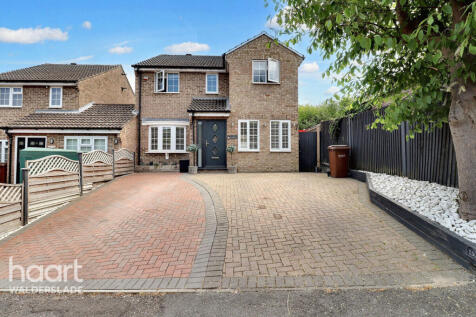 Highgrove Road, Chatham 4 bed link detached house for sale