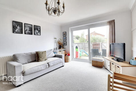 Ramillies Close, Chatham 2 bed terraced house for sale