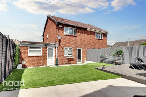 2 bedroom semi-detached house for sale