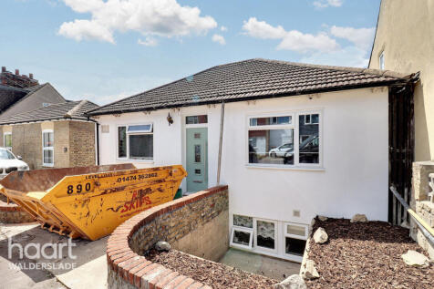 Upper Luton Road, Chatham 5 bed detached house for sale