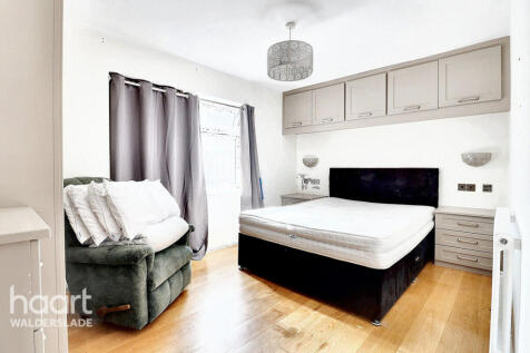 Lords Wood Lane, Chatham 3 bed bungalow for sale