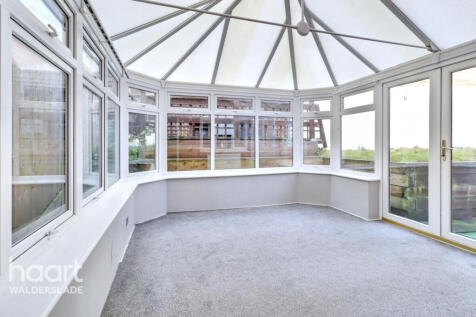 Bader Crescent, Chatham 5 bed end of terrace house for sale