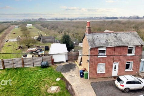 Redmoor Lane, Wisbech 3 bed detached house for sale