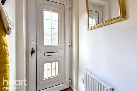 Redwing Drive, Wisbech 2 bed end of terrace house for sale