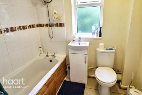 Margaret Close, Abbots Langley 1 bed terraced house for sale