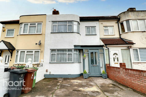 3 bedroom terraced house for sale