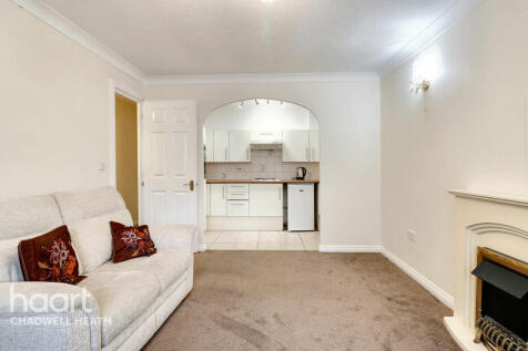 Cunningham Close, Romford 1 bed retirement property for sale