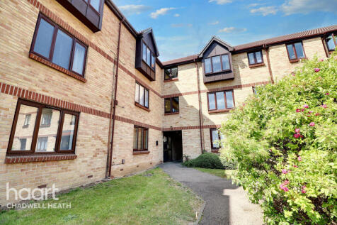 Spring Close, Dagenham 1 bed apartment for sale
