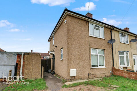 Bentry Road, Dagenham 2 bed end of terrace house for sale